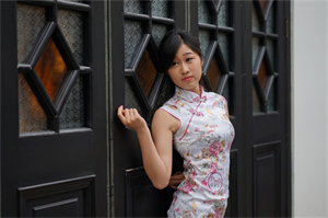 The impact of urbanization on the interaction between men and women in Shanghai